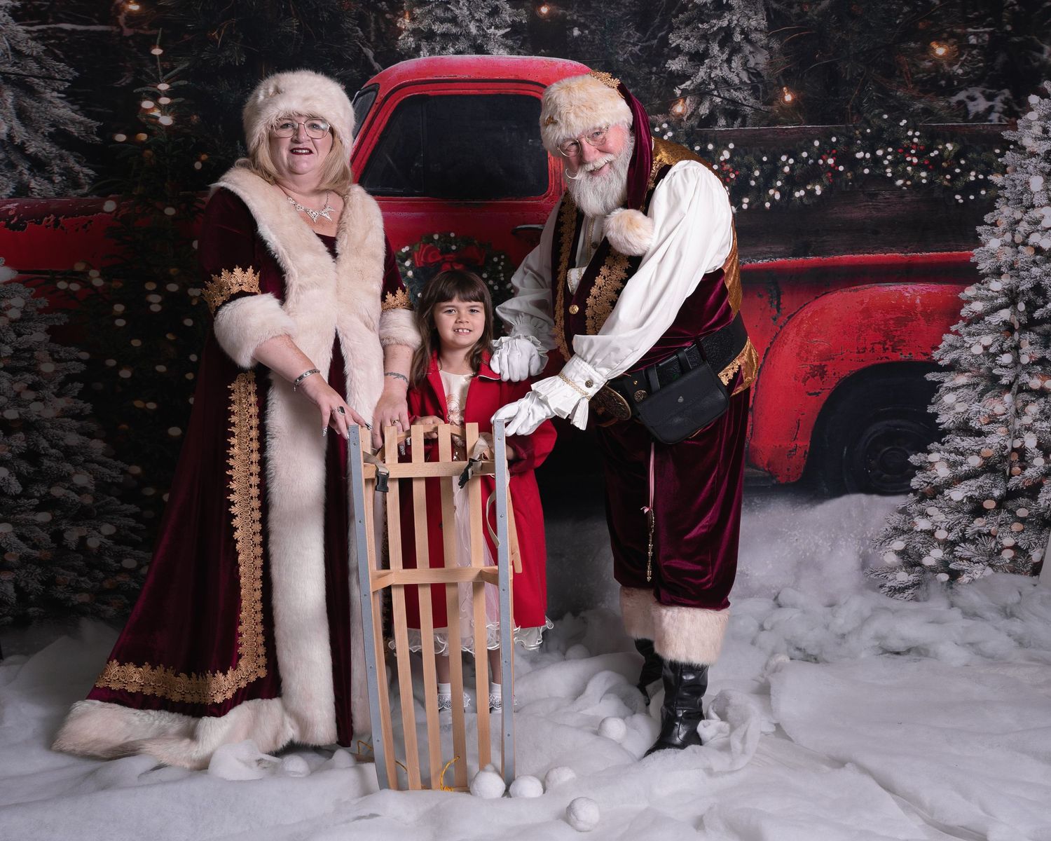 Christmas photoshoots with Santa in Cardiff