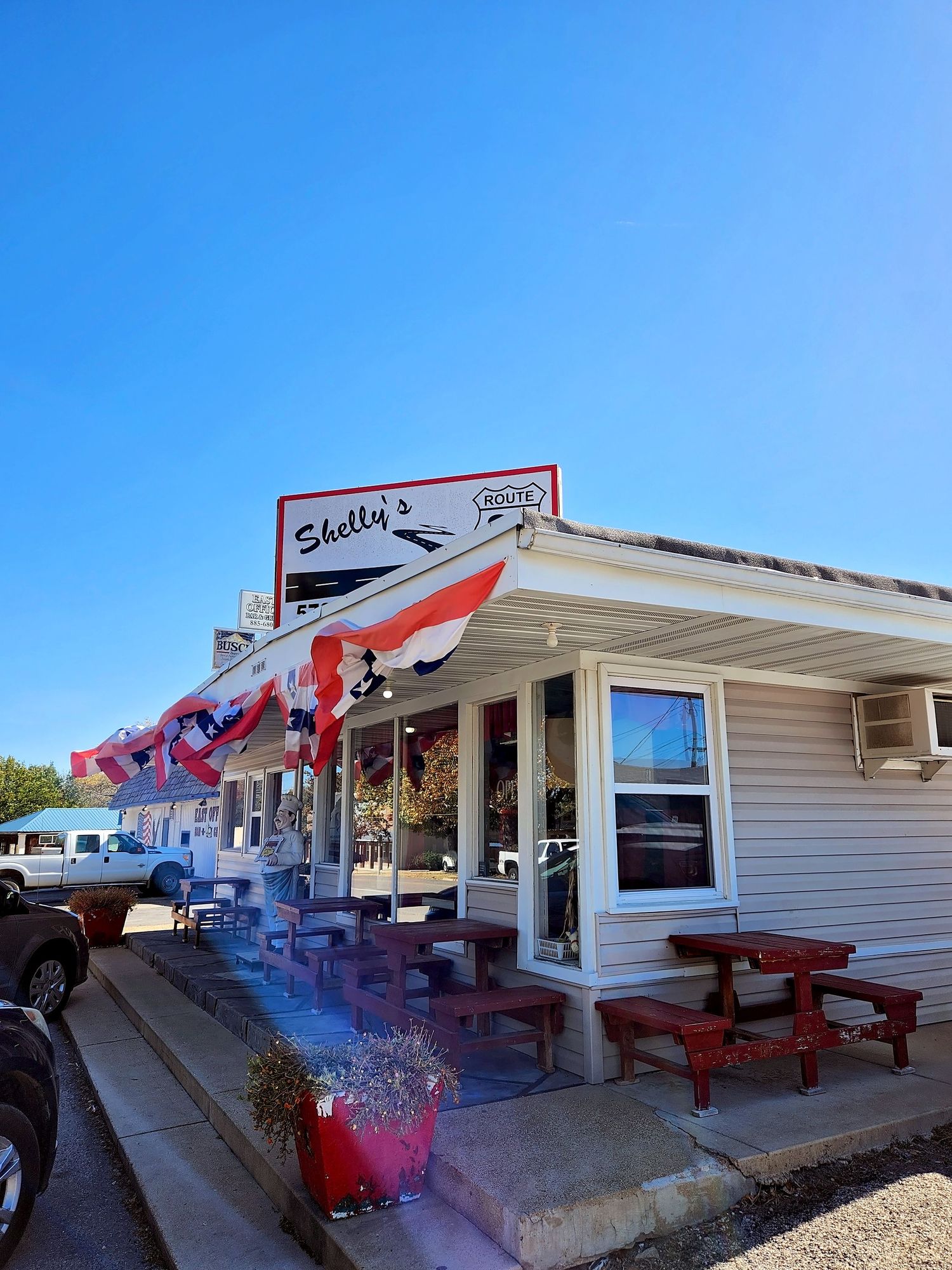 Shelly's Route 66 Cafe