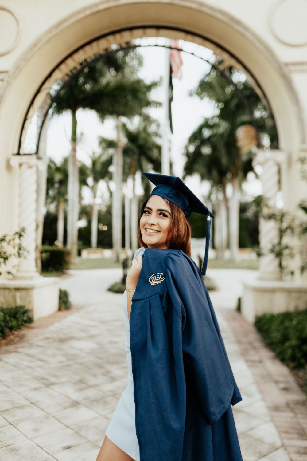 Treasure Coast Stuart Florida Photographer for graduations family group portrait photos photoshoot Palm City premium