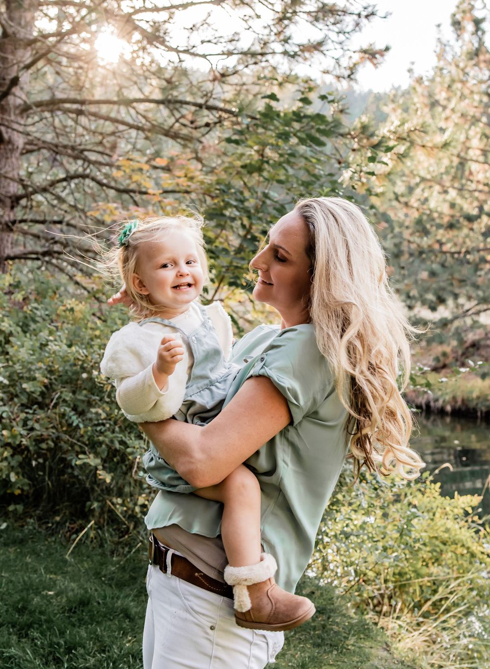 candid photo of mom and daughter