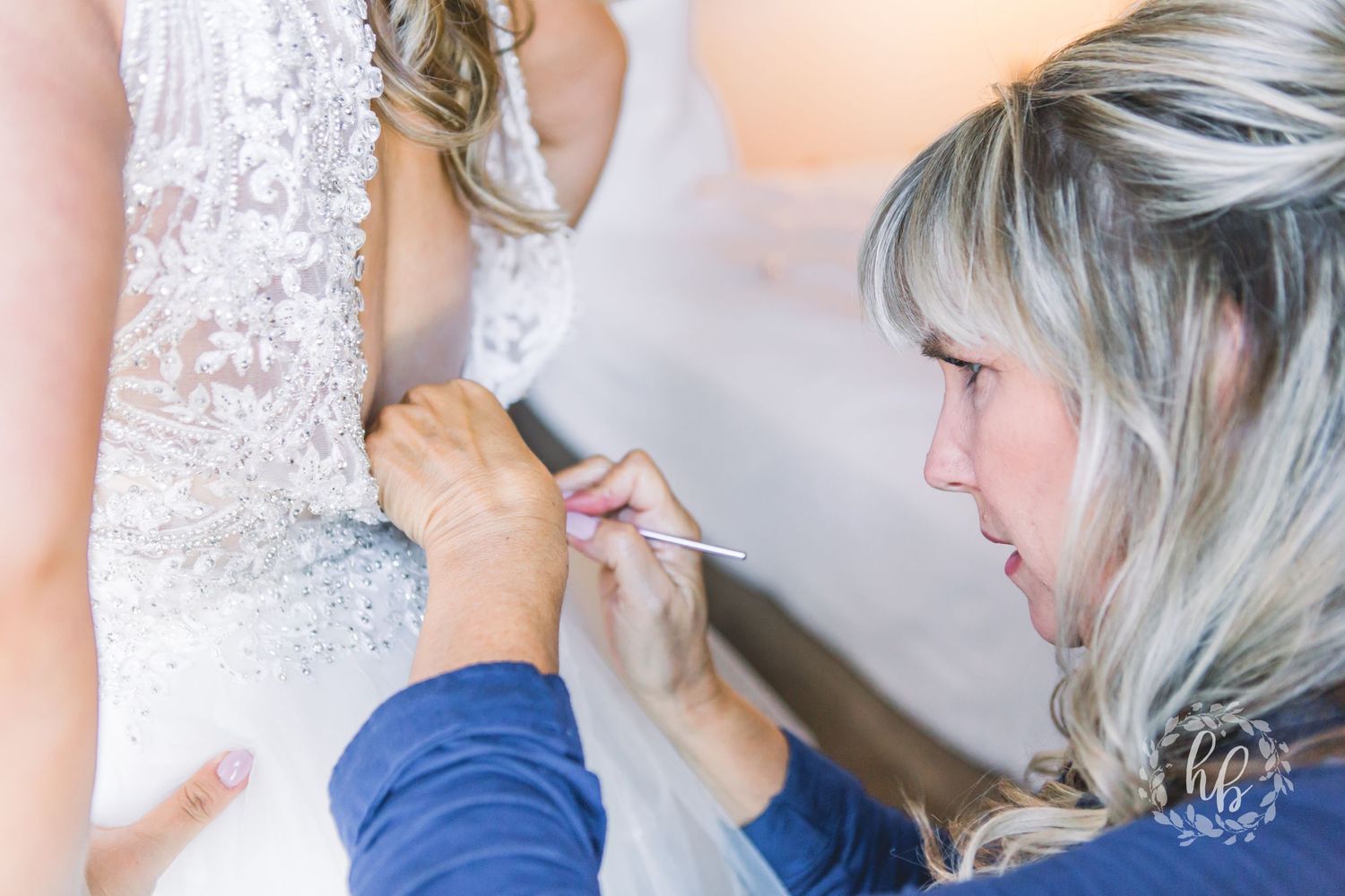 strathearn historical park wedding barn wedding photos wedding photographer