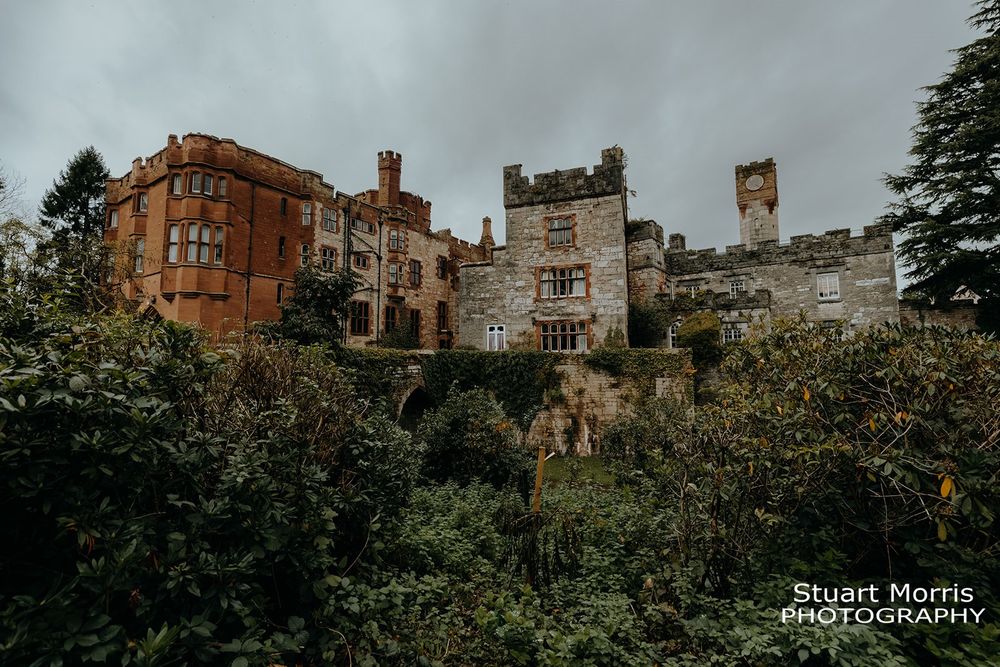 Ruthin castle surrounded by autumn colours. north Wales wedding venue. Stuart Morris Photography