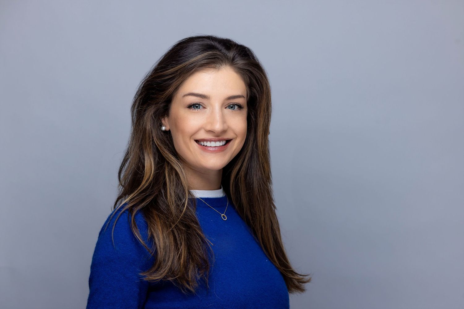 Anita Barcsa Photography Headshot Photography - San Francisco - Builder.io 3