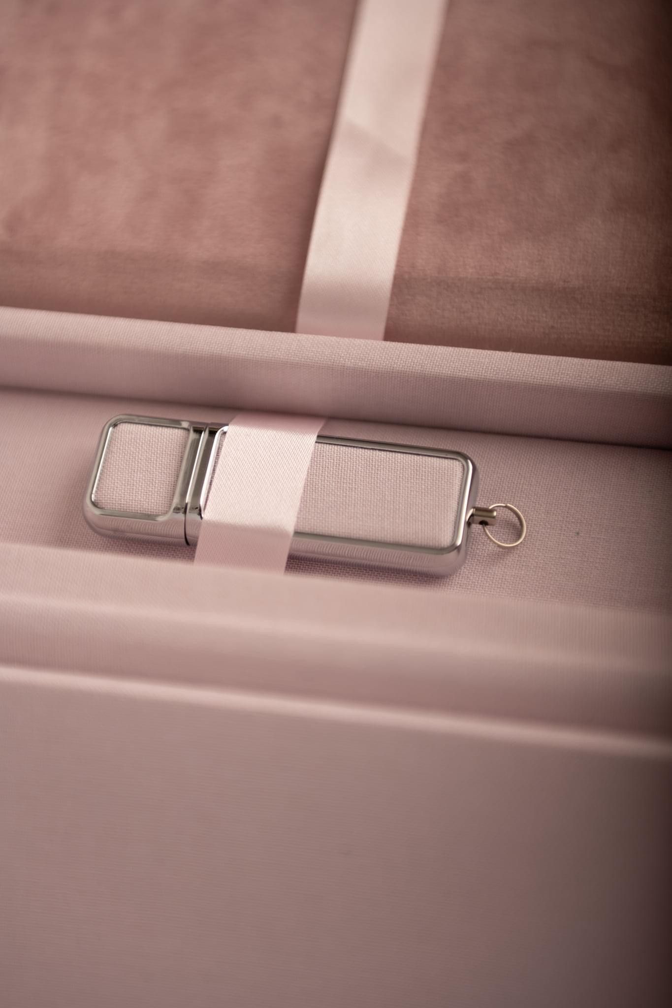 USB with beautiful newborn images