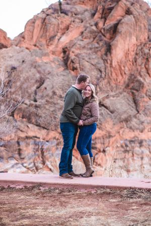 Red Rock Canon Open Space Colorado Springs Family photos