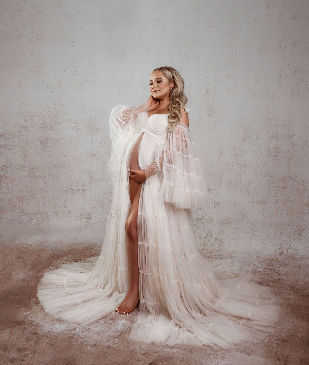 Georgetown TX Maternity Photographer, Leander Tx Studio Maternity Photos, Round Rock Tx Maternity Photographer