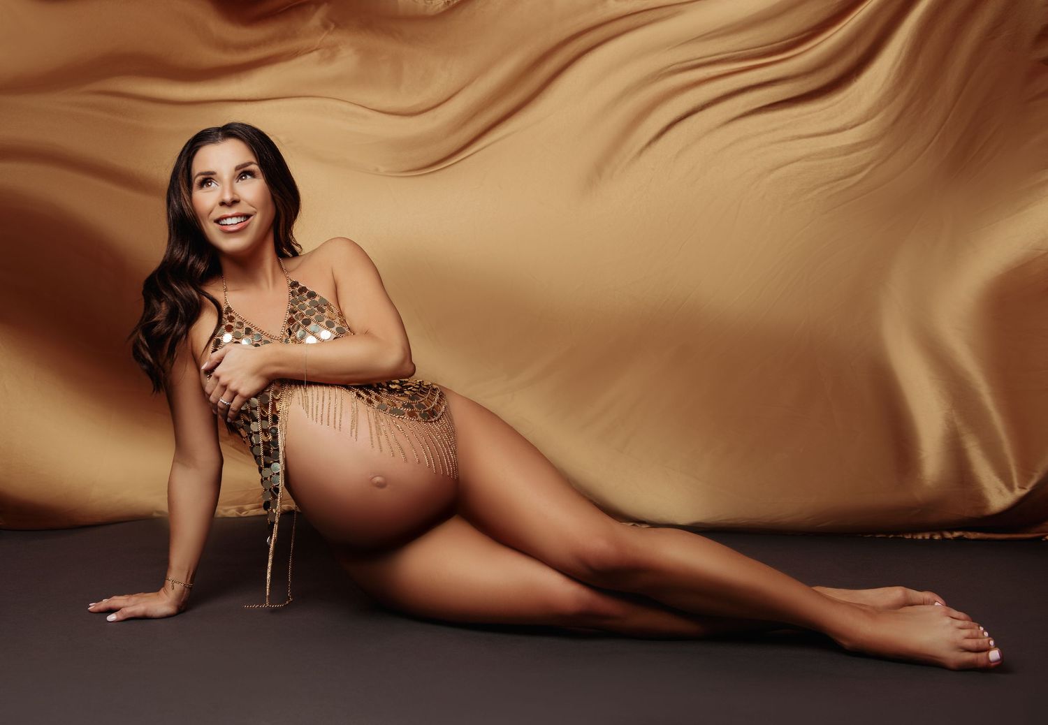 Georgetown TX Maternity Photographer, Leander Tx Studio Maternity Photos, Round Rock Tx Maternity Photographer