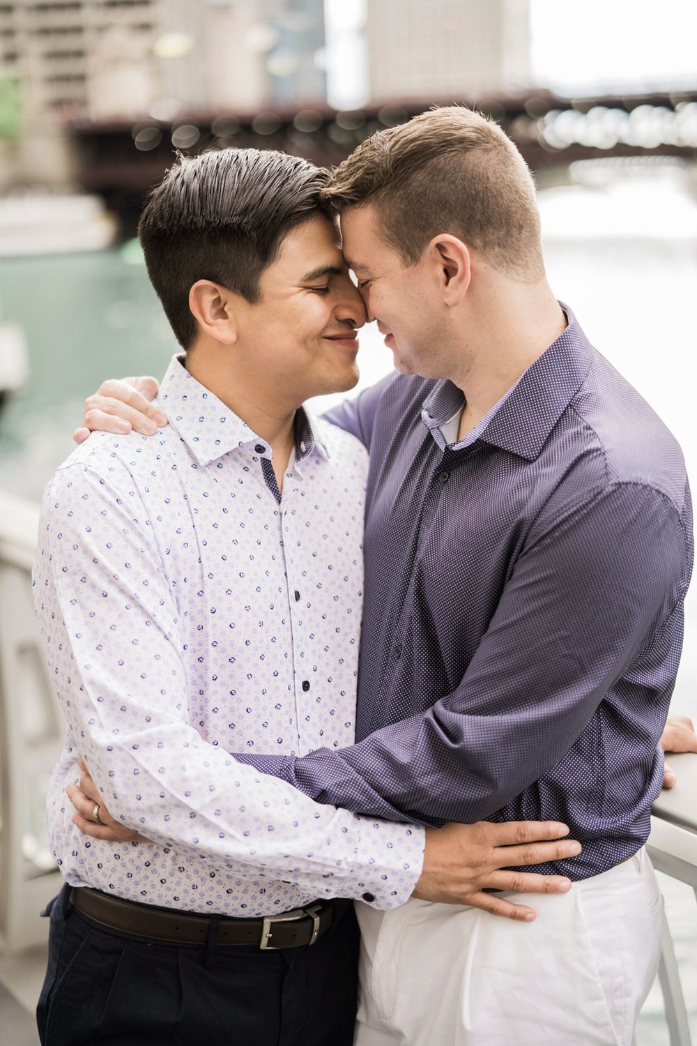 Engagement portrait downtown Chicago at the riverwalk.