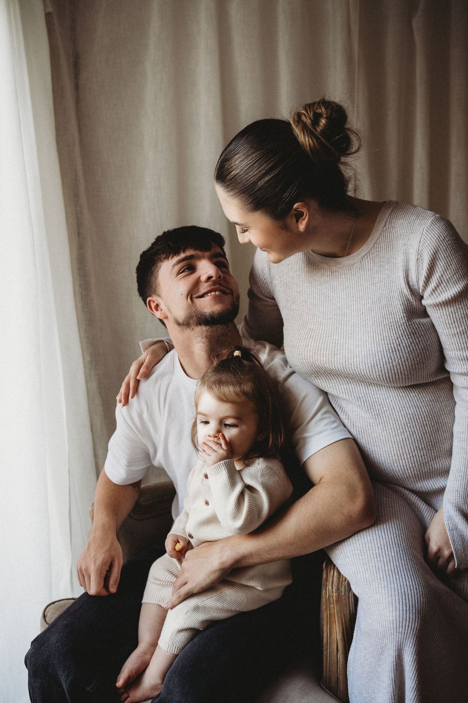 Pregnancy Announcement Photo Shoot Session