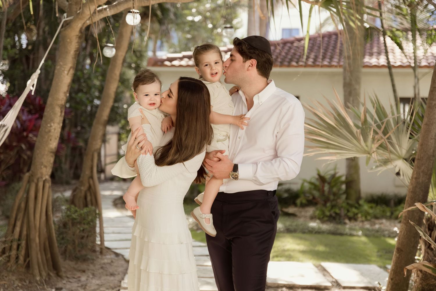 Doral family photographer, family portraits near me Doral FL, family photography packages, family photographer near me Doral Florida
