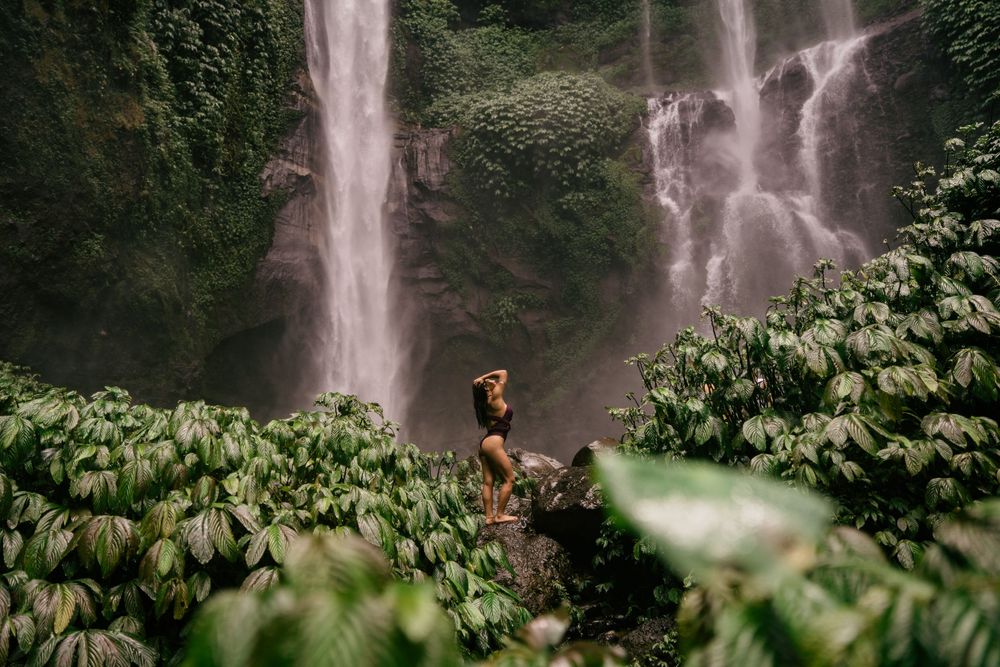 Solo lifestyle photoshoot at Sekumpul waterfall