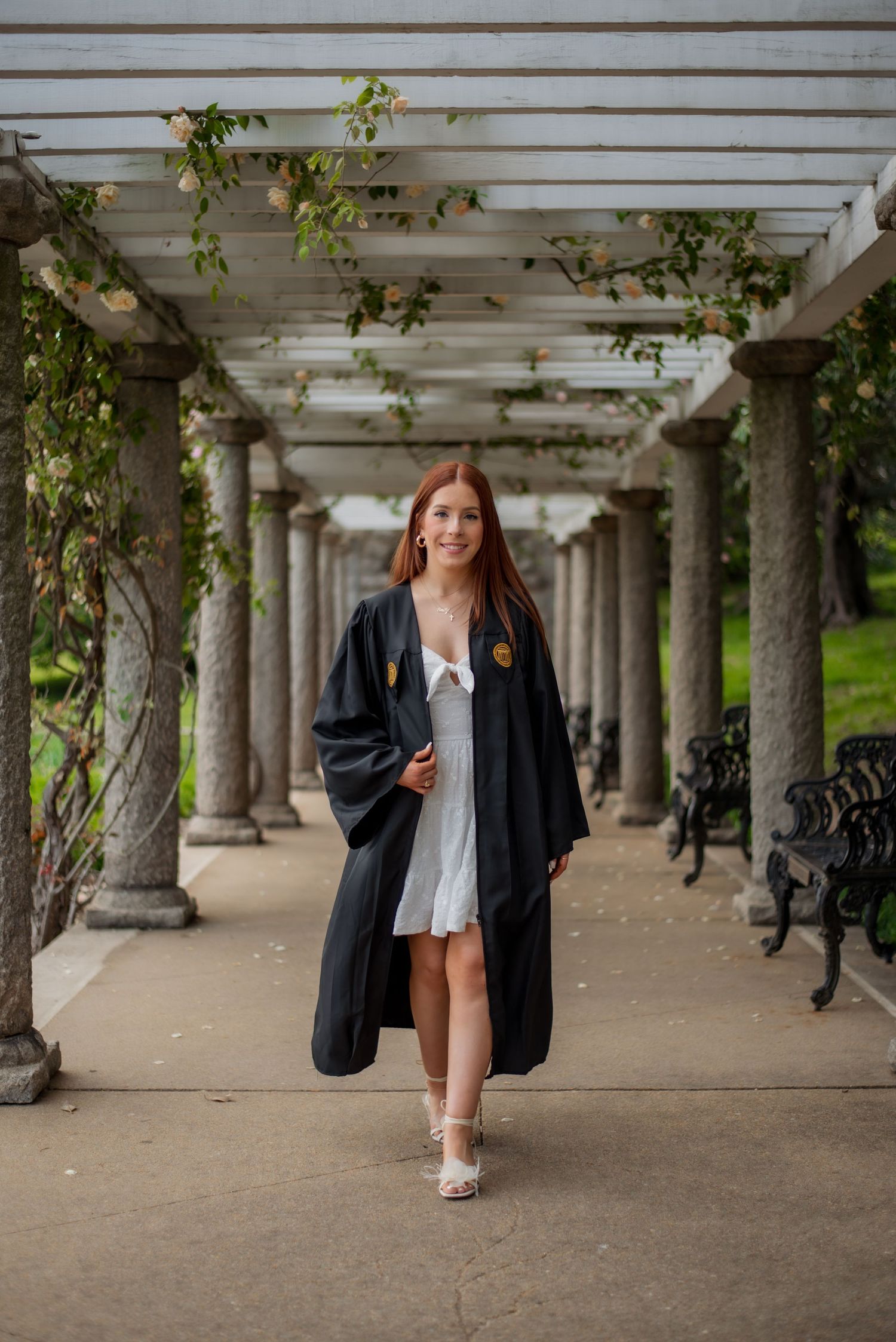 Photo shoot of VCU graduate walking Maymont, Italian Gardens
