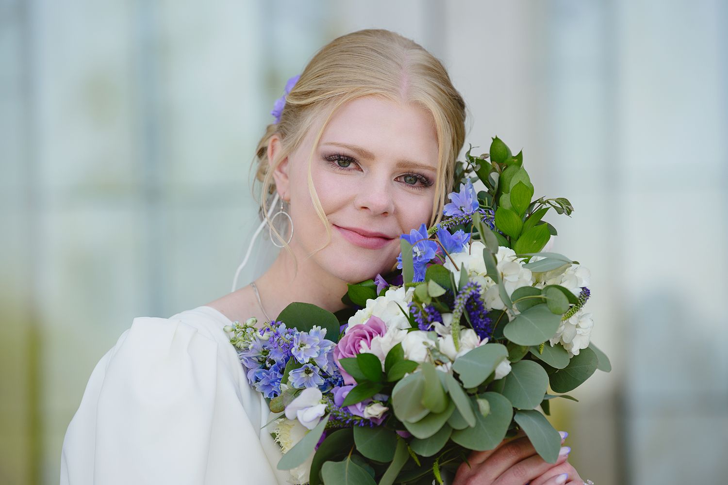 Blackfoot wedding photographer ShutterGirl   bride at Pocatello Idaho temple