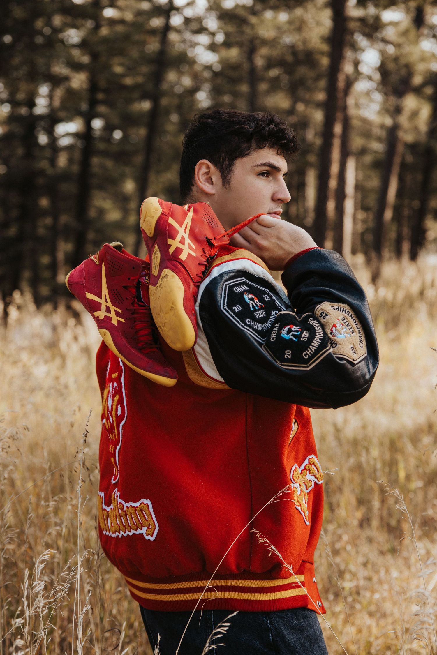 senior boy wrestling shoes, senior portraits, senior session, high school senior photo, best high school senior photographer, sporty senior