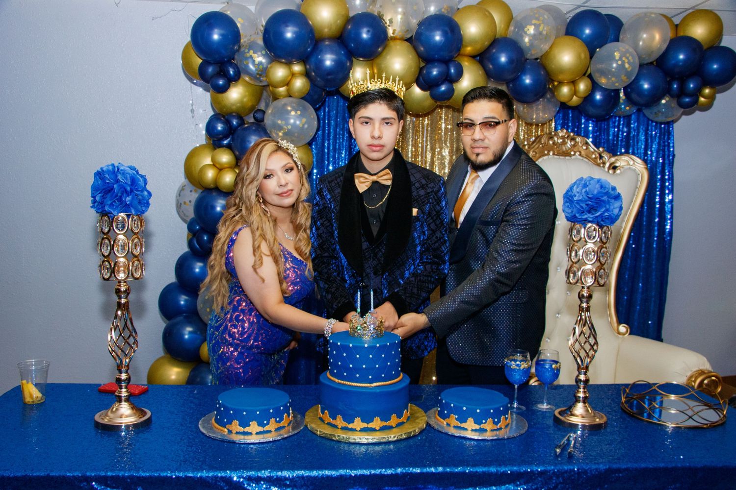 Dallas photography and video for Quinceañeros
 - R & R Marcelo DFW