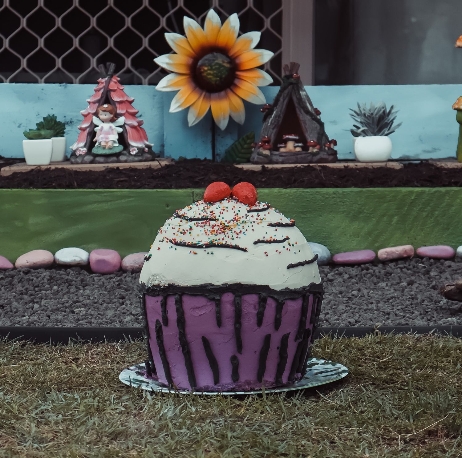 Cake smash photography documenting a first birthday filled with mess, laughter, and fun