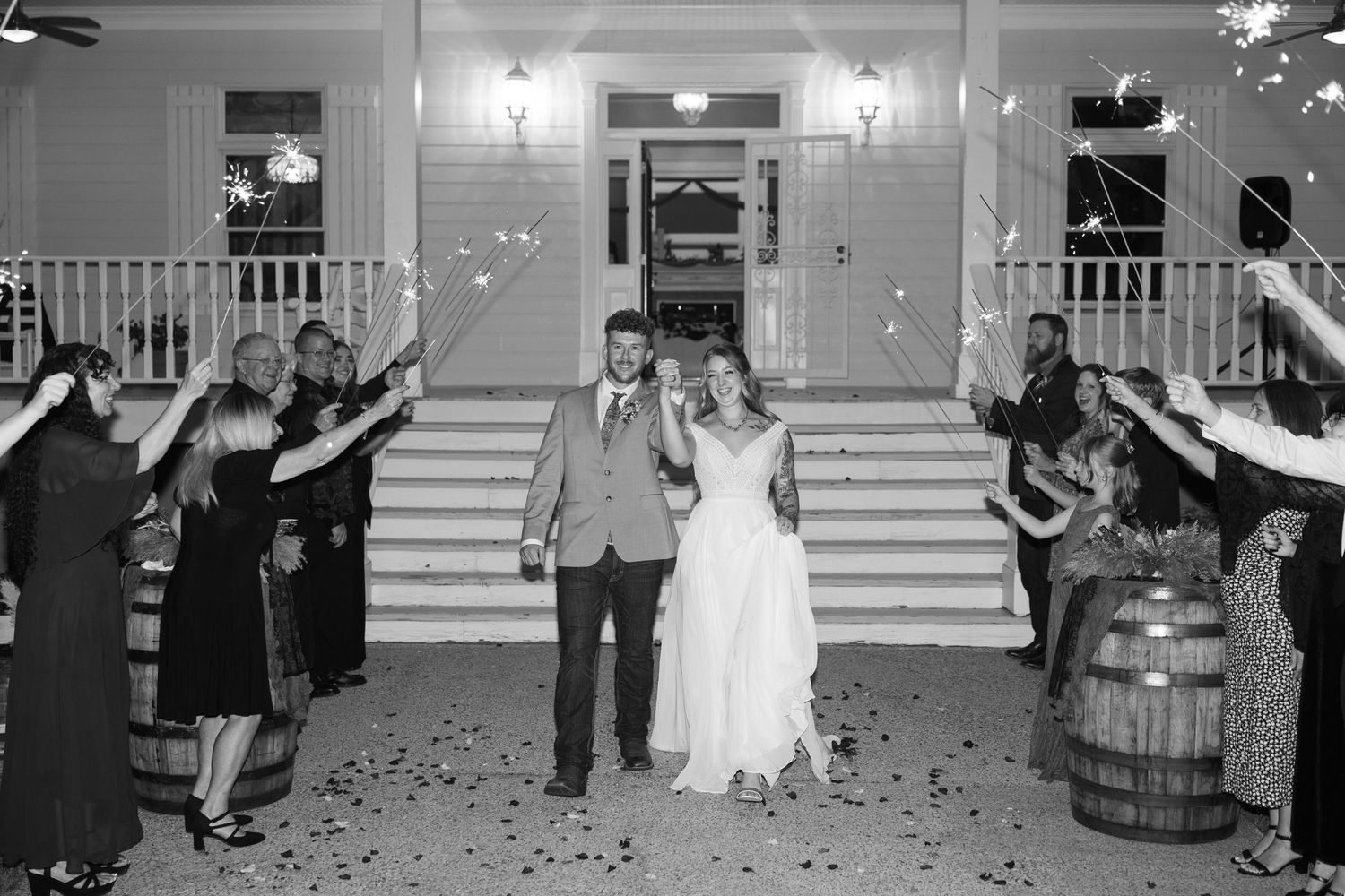 Shenandoah Valley wedding photographer serving Waynesboro, Harrisonburg, Grottoes, Swoope, Staunton, Charlottesville, and surrounding areas.