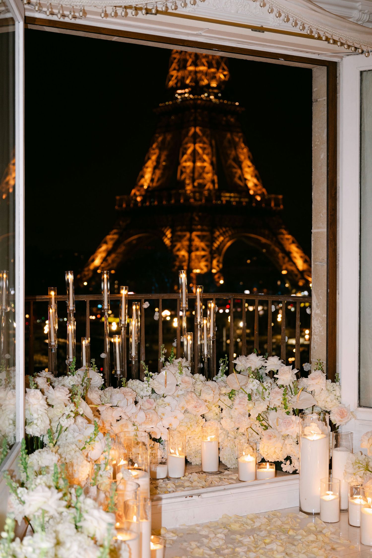 Eiffel Tower air bnb how to propose in Paris