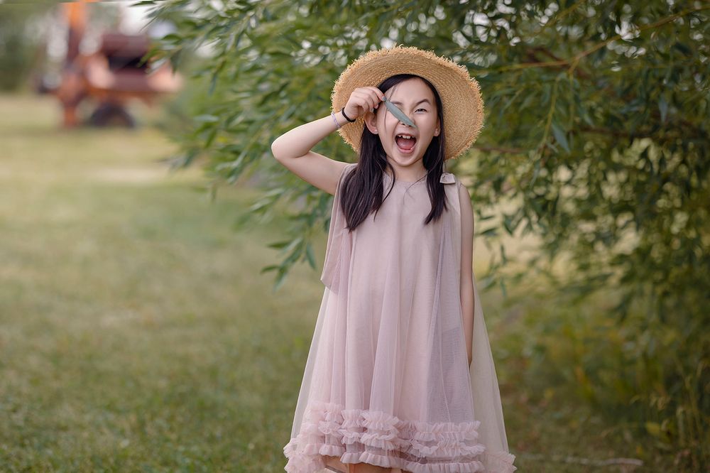 Calgary Newborn, Baby, Maternity, Milestone & Family Photography | 10+ Years Expertise | 100% Client Satisfaction