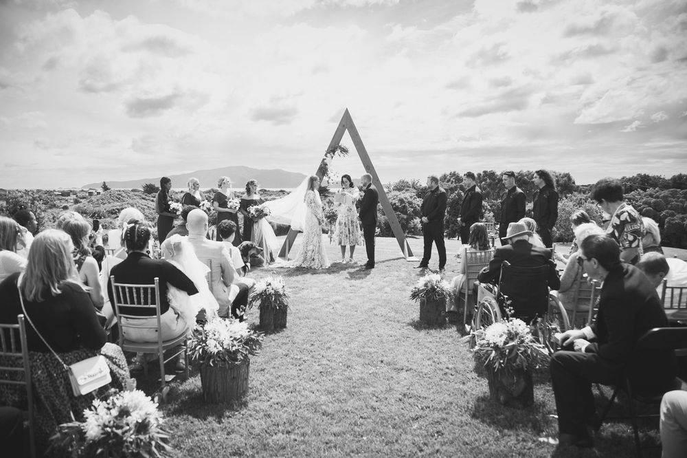 Wedding photography on the Kapiti Coast, Wellington by professional wedding photographer Andy Snaps.