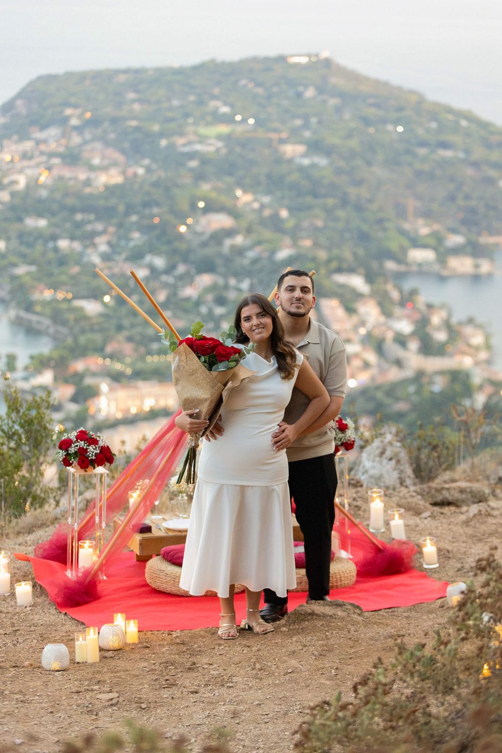 Demande en mariage romantique sur les hauteurs de villefranche sur mer au plateau Saint Michel