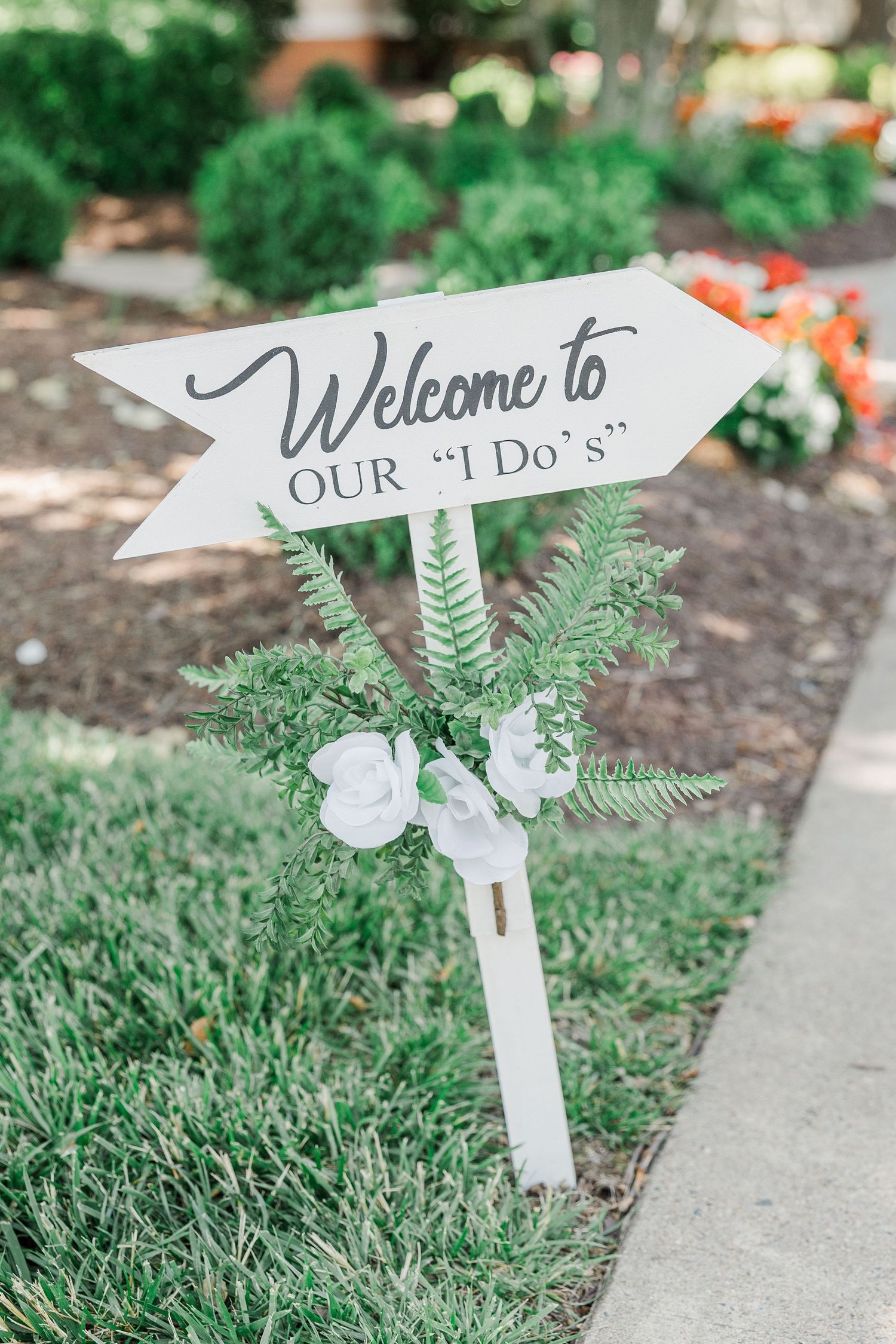 Dominion valley country club wedding pictures