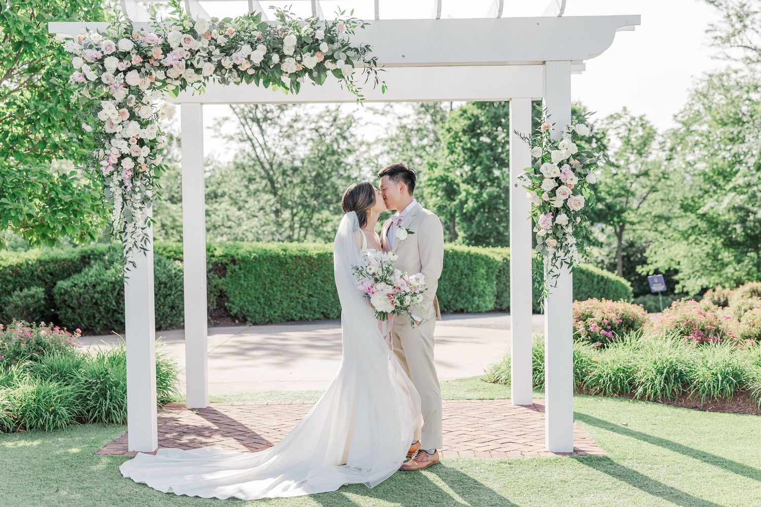 Dominion valley country club wedding pictures