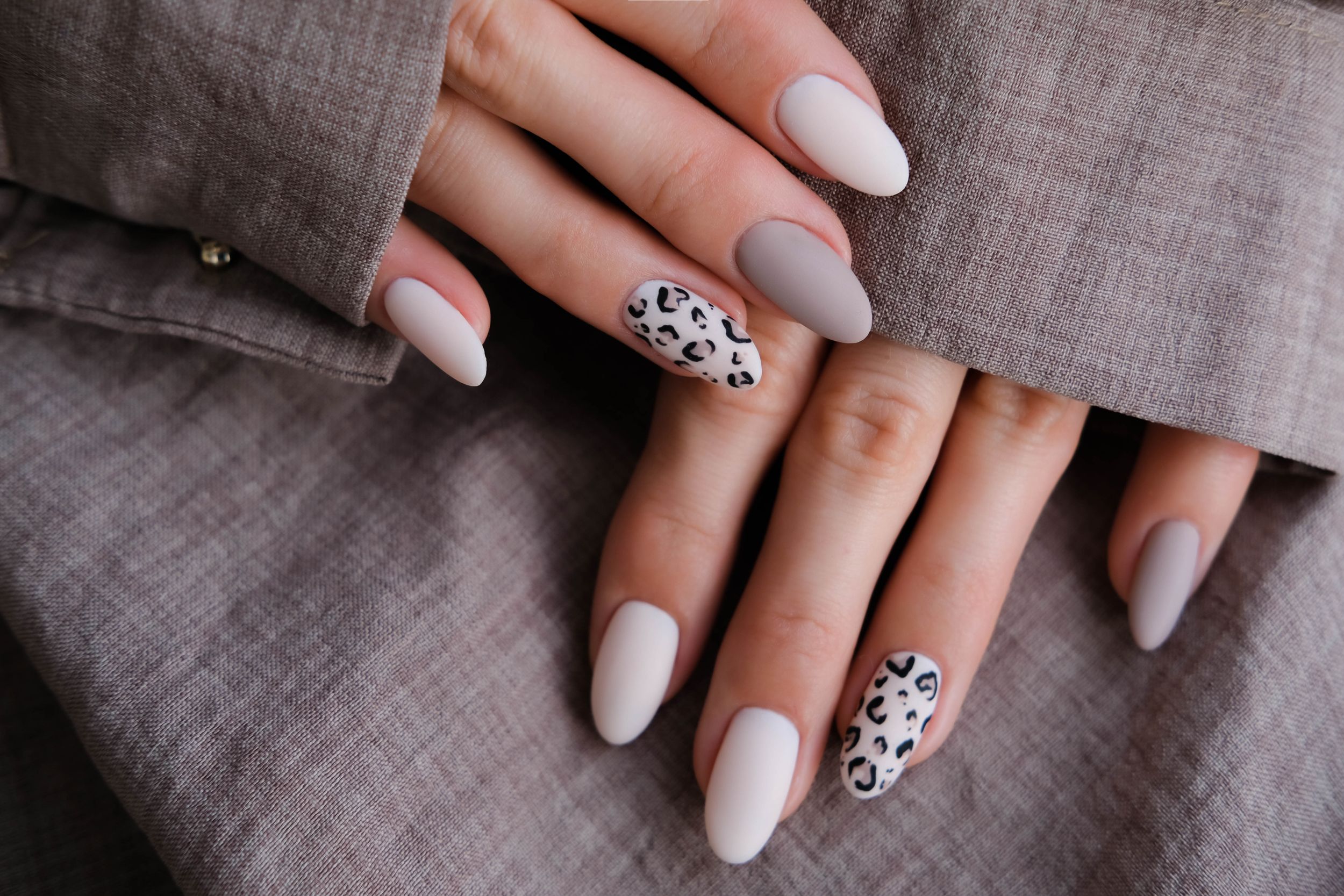 Pretty nails for manicure. Fall colours 2026
