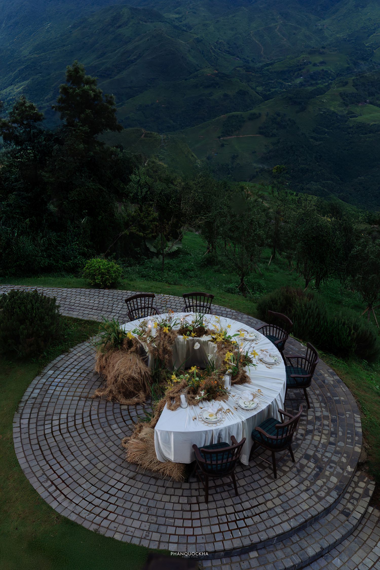 Elopement wedding couple in Sapa Vietnam