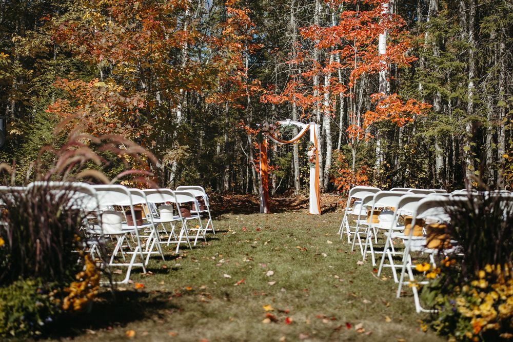 outdoor backyard fall wedding in October, Maritime Canada wedding photographer in autumn, true to life editing manor wedding photography