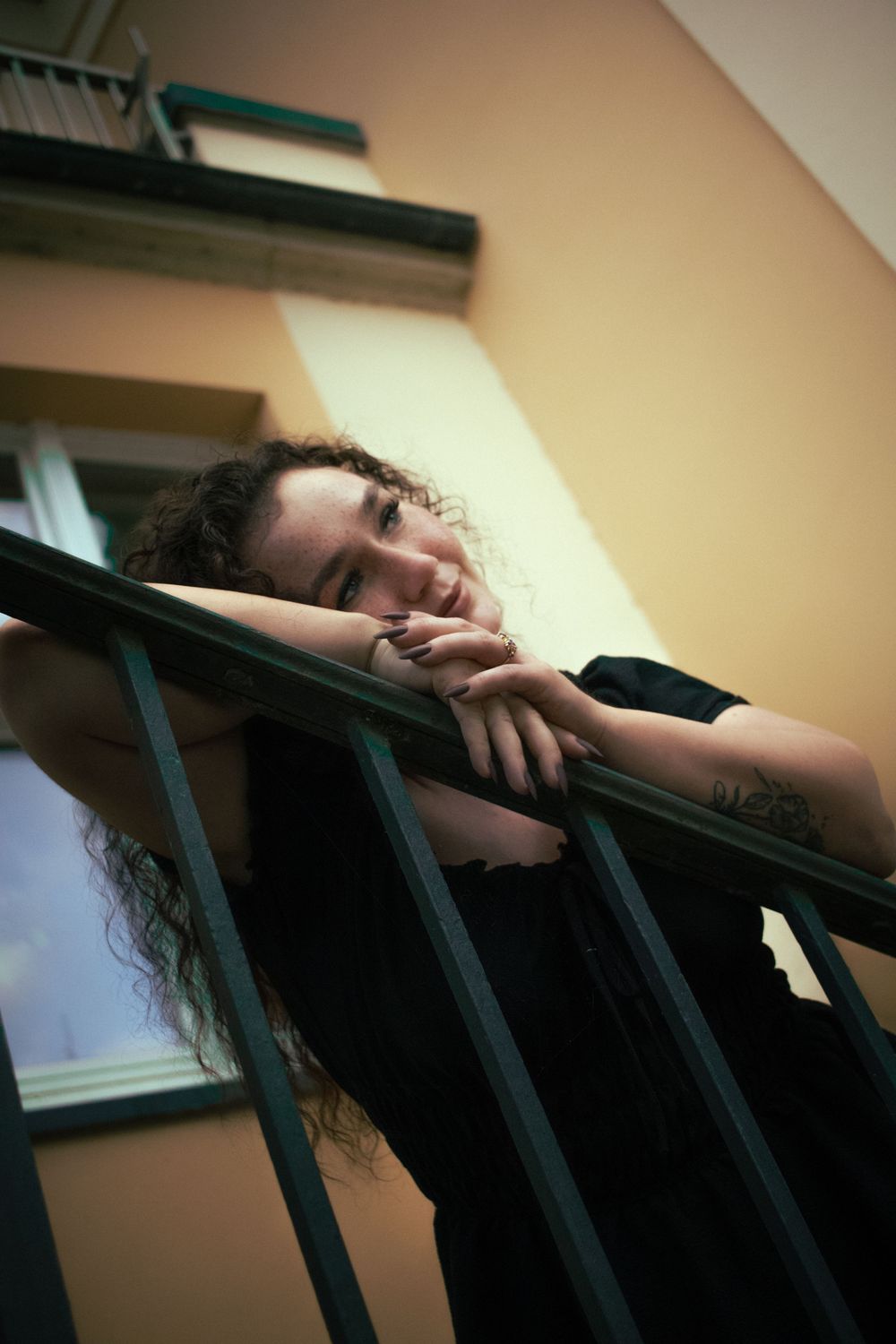cinematic modern portrait in hamburg during golden hour