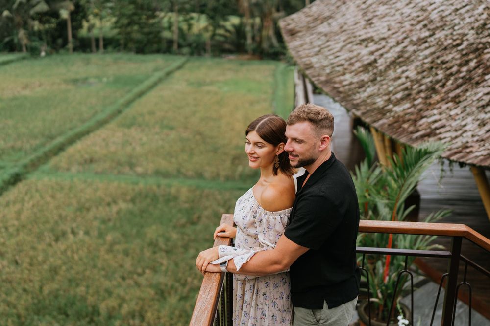 Bali couple photoshoot with ricefield background