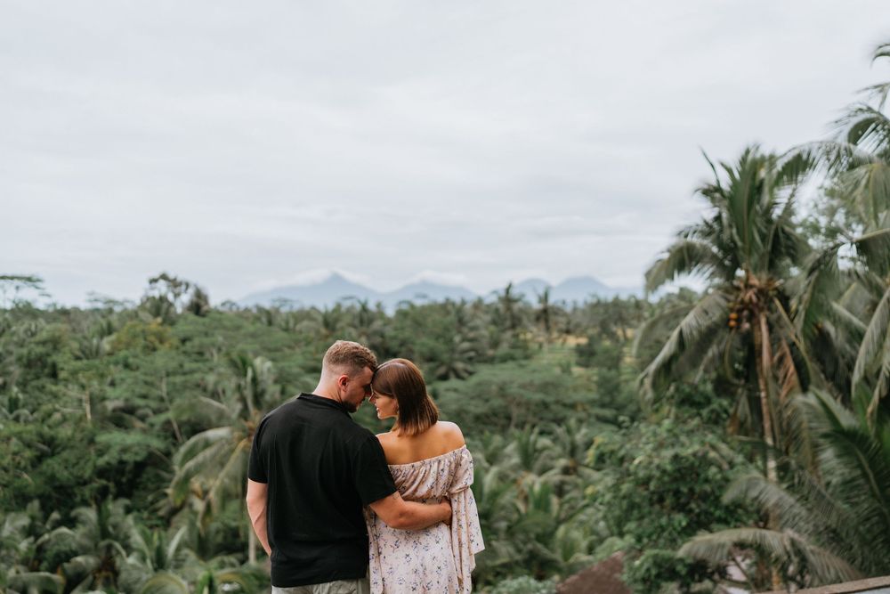 Honeymoon couple photography in Bali at a luxury resort