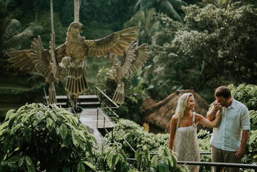 Couple photoshoot session in Ubud Bali with natural greenery background