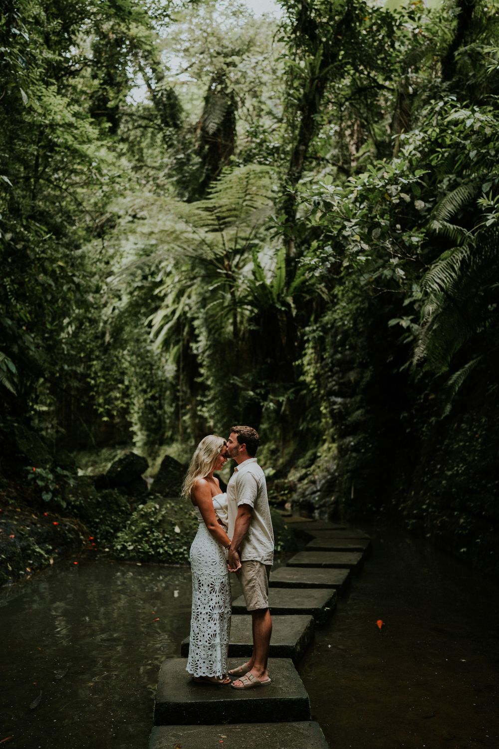 Couple photoshoot session in Bali with greenery background