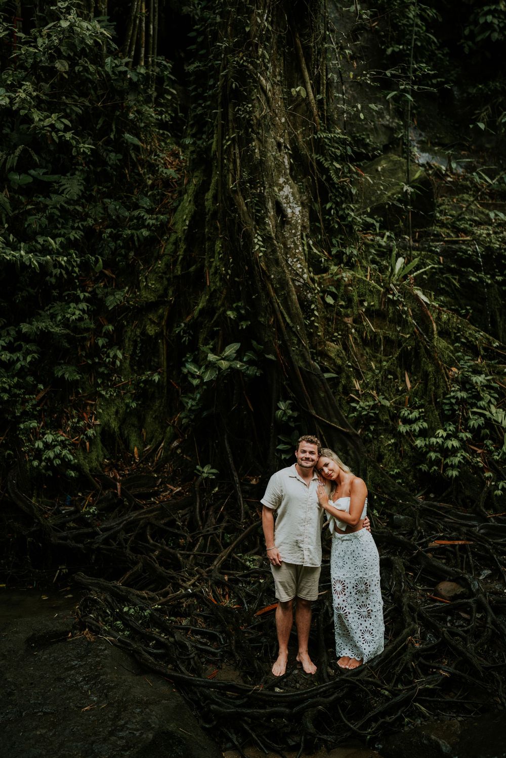 Couple photoshoot session in Bali natural background