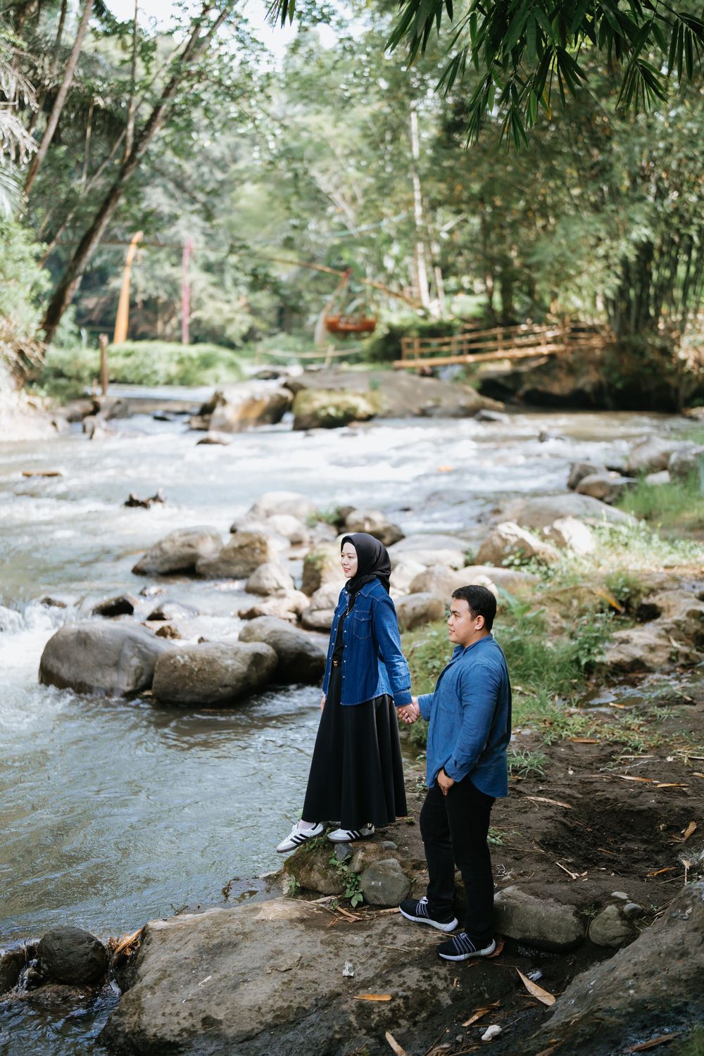 Ubud couple photographer in Bali with river views