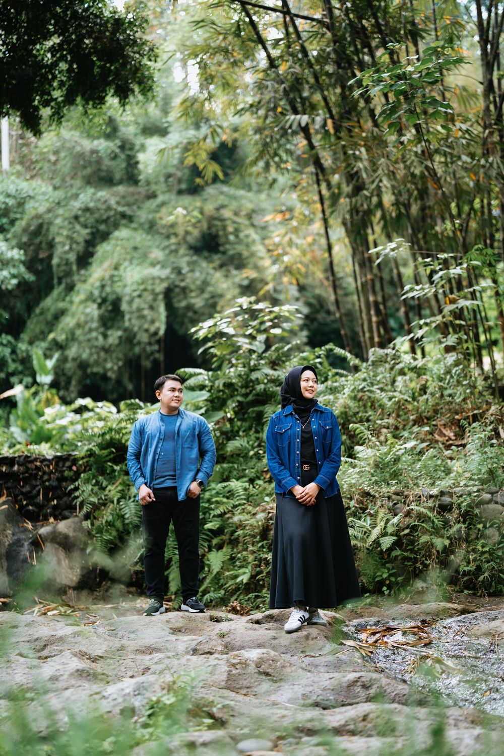 Romantic couple photographer in Bali with nature views