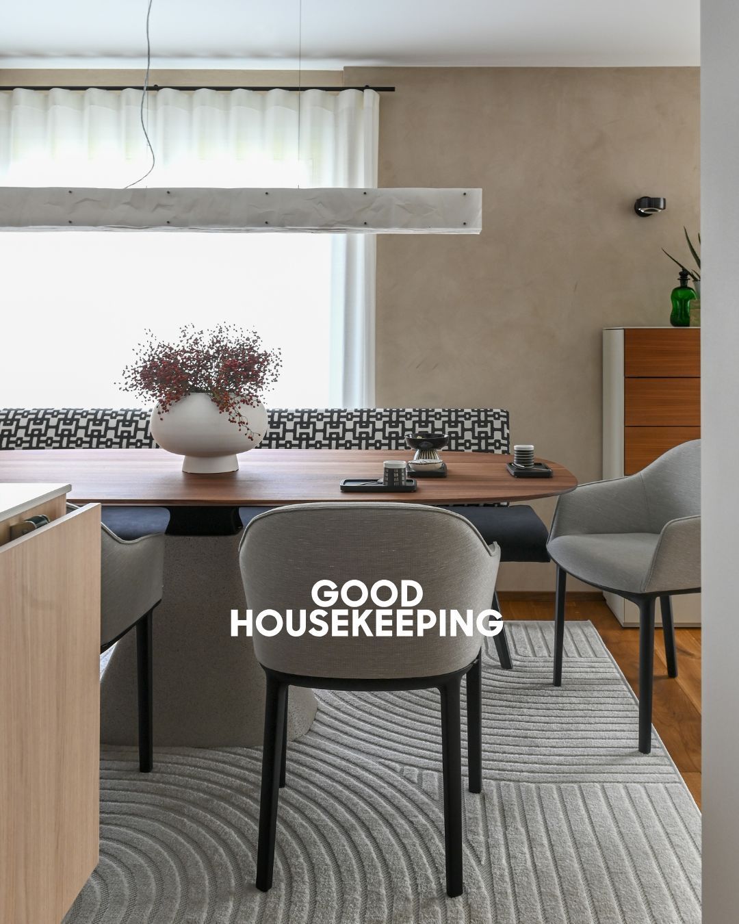 Good Housekeeping, 28 Dining Room Paint Colors That Will Make Your Space Feel Inviting, Localia Interiors, September 2505