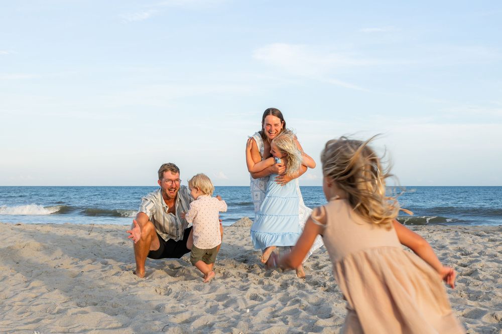 emerald isle beach family photographer Samantha Ann Photo photography studio near destination beach in North Carolina