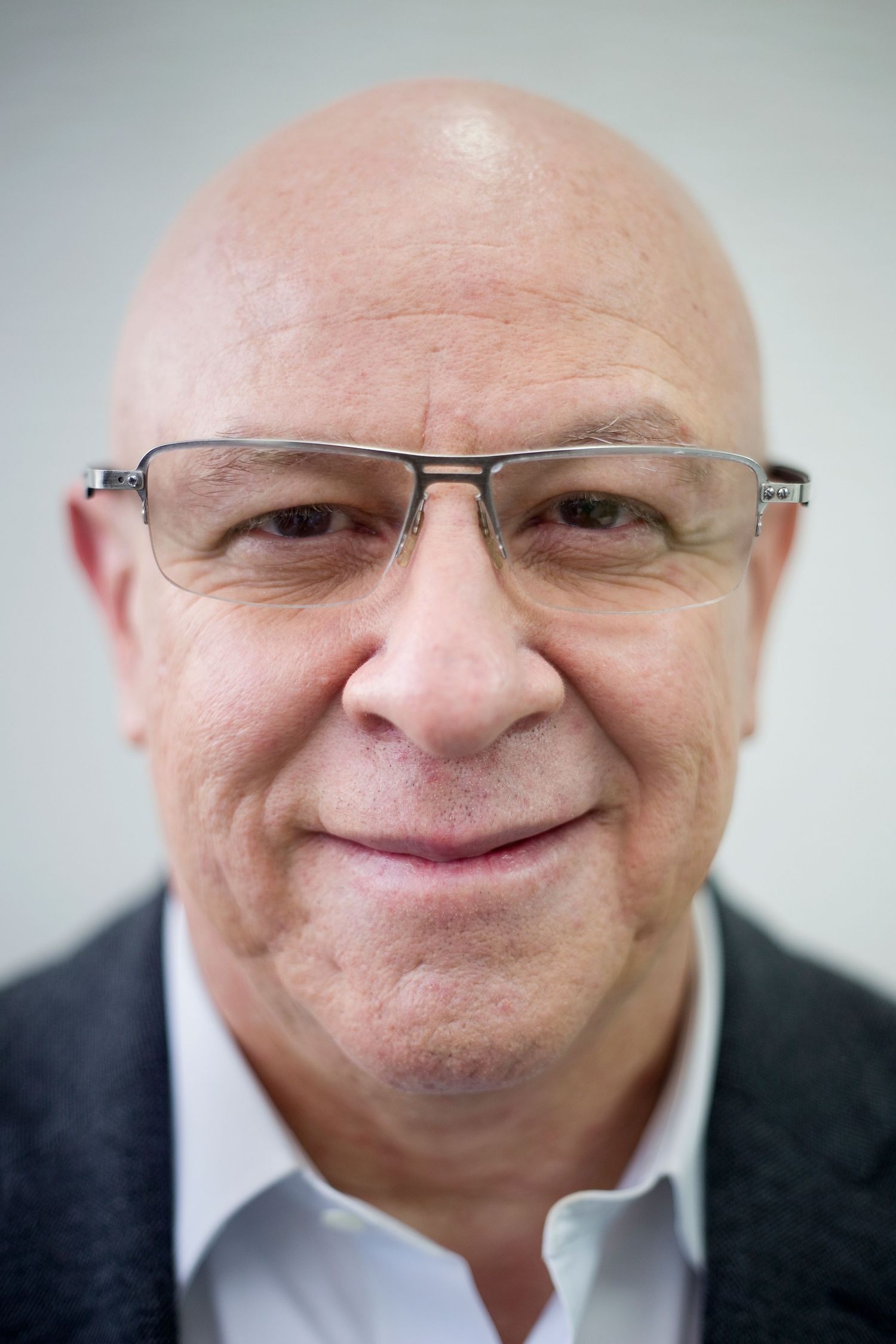 Portrait of a BBVA bank manager in Colombia.