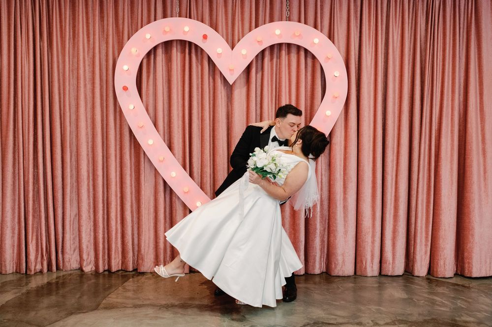 Sure Thing Chapel Las Vegas elopement