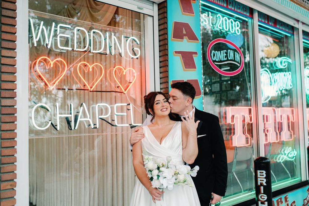 Sure Thing Chapel Las Vegas elopement