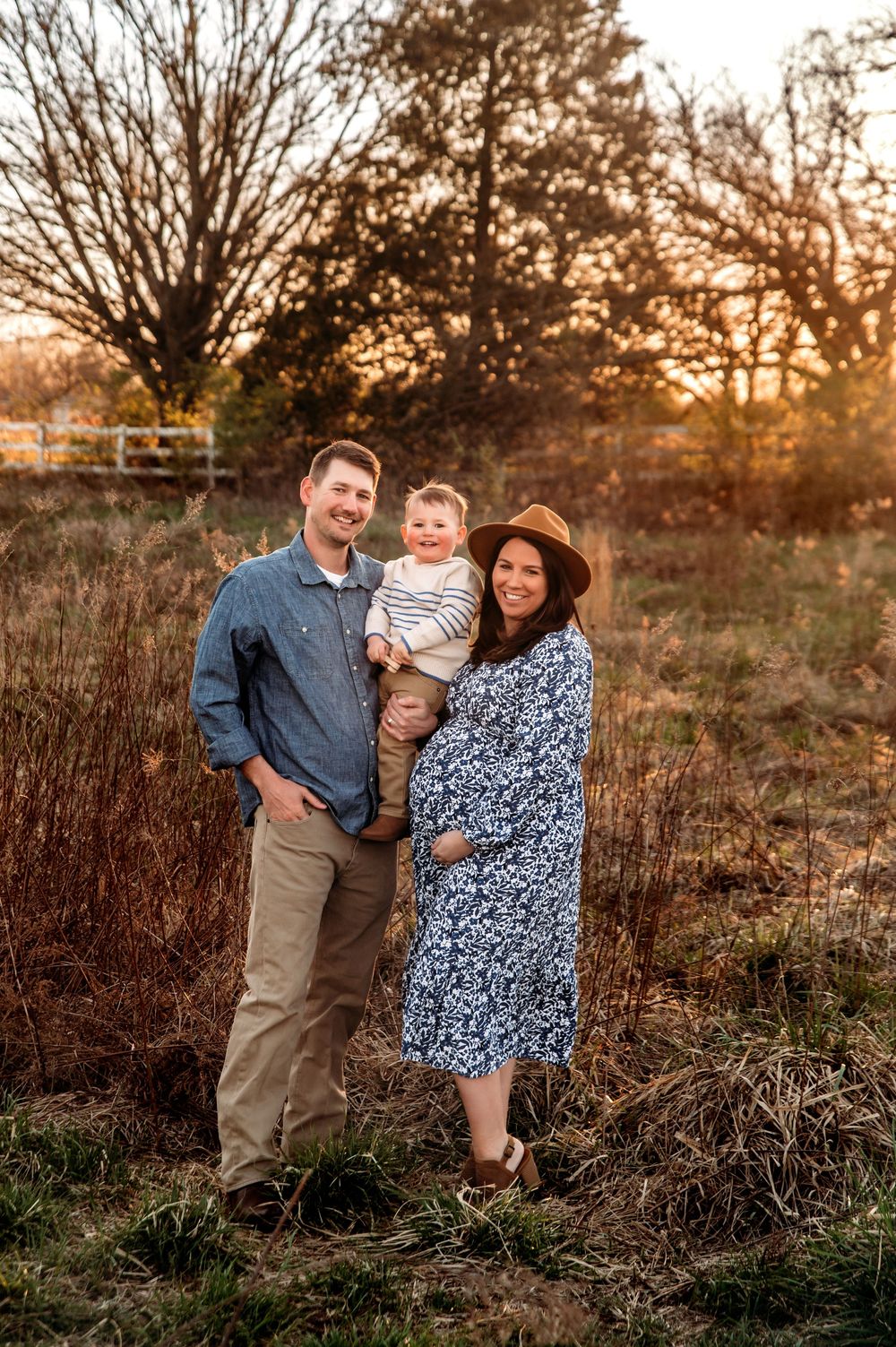 St. Louis Family Photographer Ashley Dawn Photography Towne Park, Wentzville, MO  Photographer Maternity Pregnancy Photos