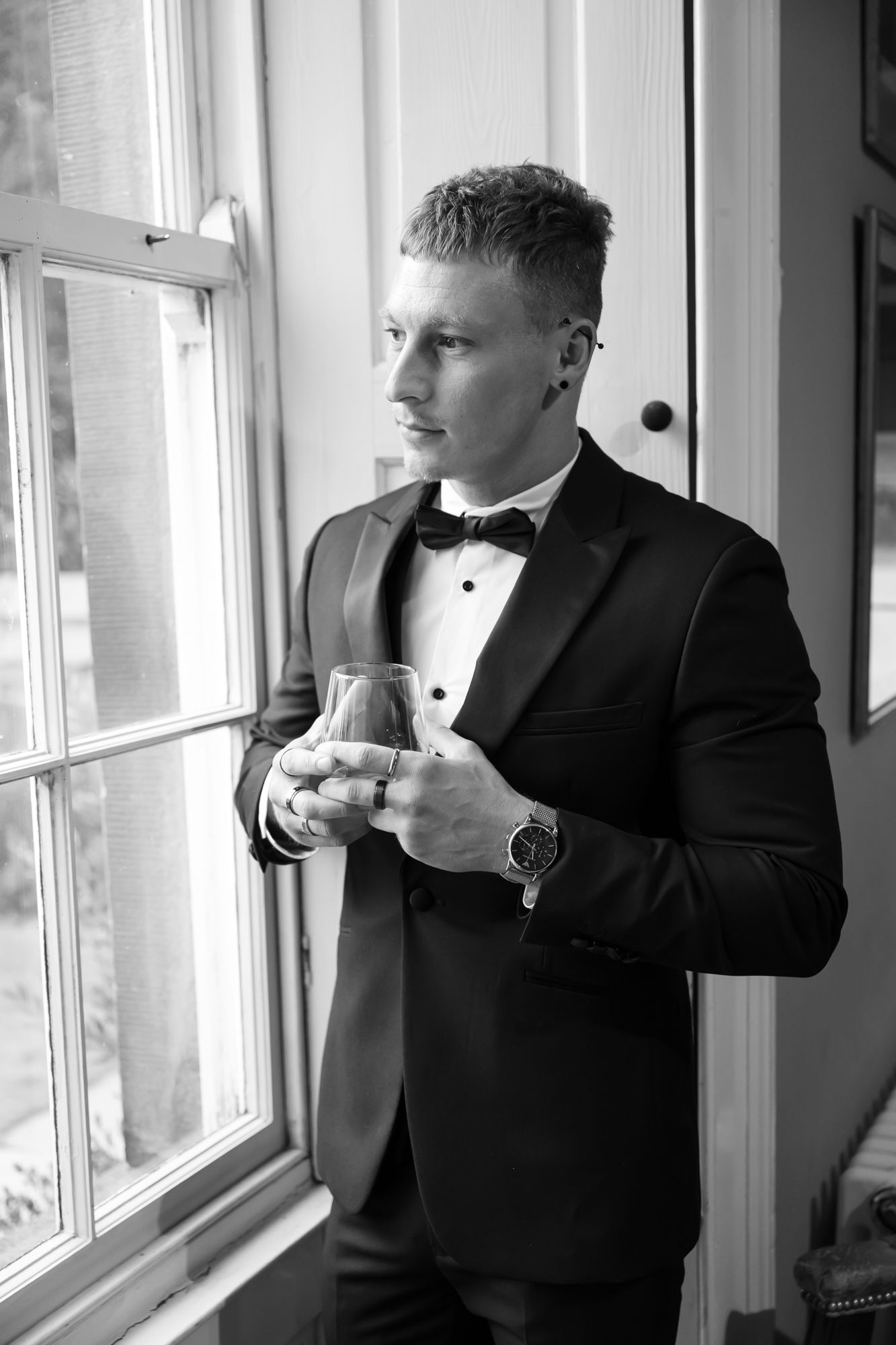 Hodroyd Hall Wedding Venue Barnsley South Yorkshire Wakefield Leeds West Yorkshire Recommended Wedding Photographer Champagne Shutter Photo