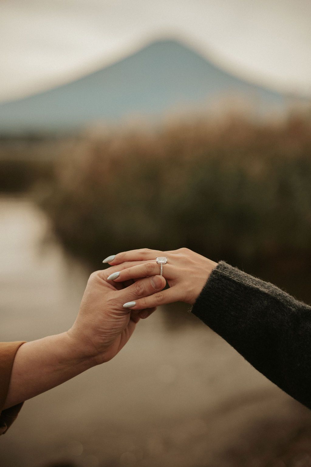 Surprise proposal and engagement photography at Lake Kawaguchiko Mount Fuji during Autumn