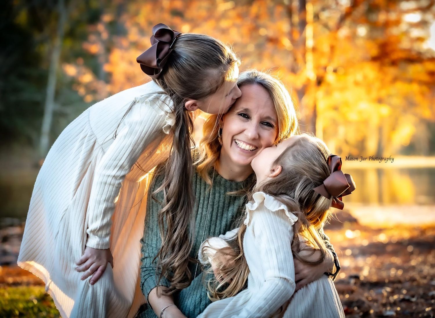 FAMILY PHOTOGRAPHER IN LEXINGTON SC / MASON JAR PHOTOGRAPHY CAPTURES SPECIAL MOMENTS, KIDS AND CELEBRATIONS ALL YEAR ROUND