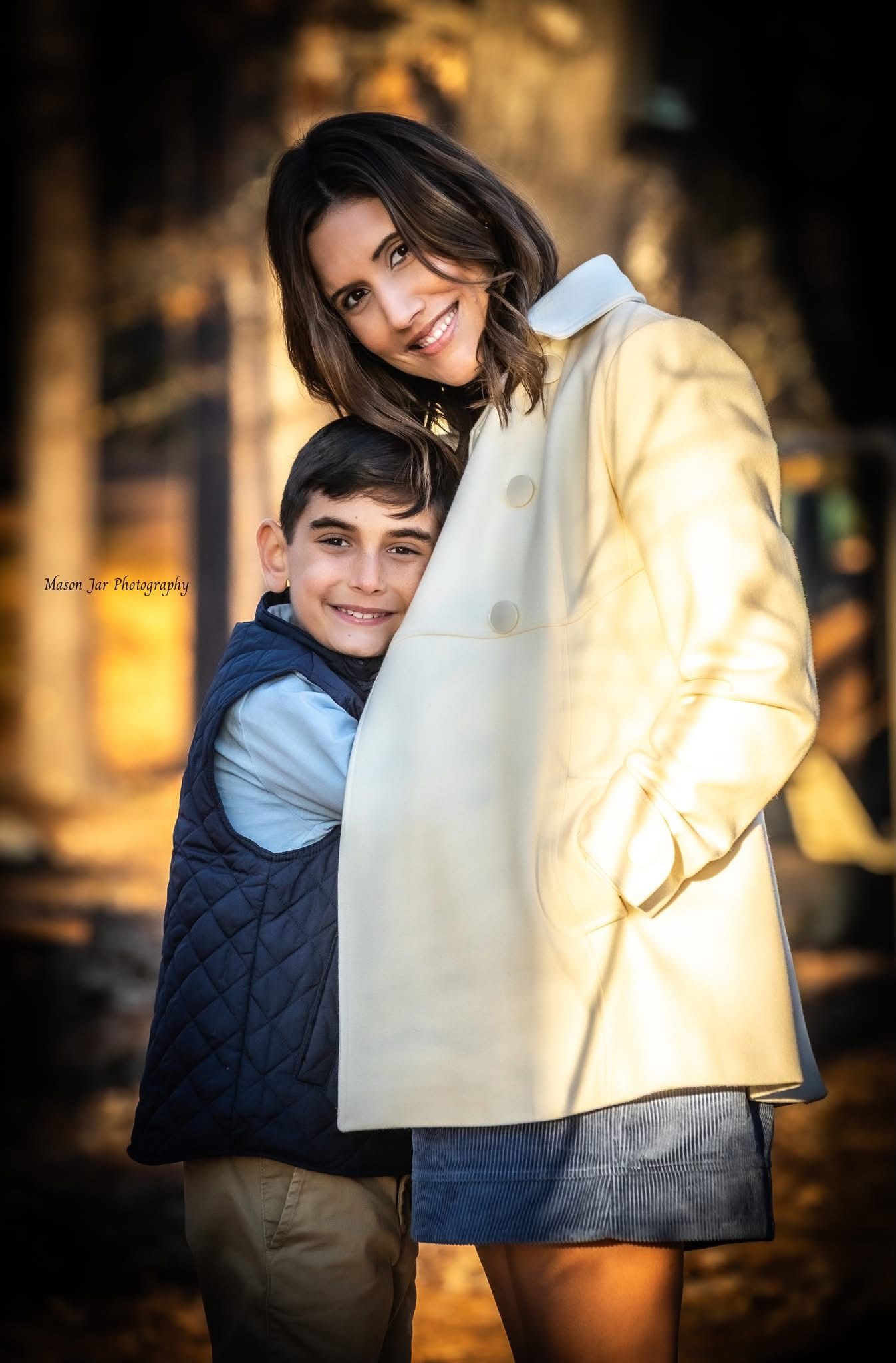 FAMILY PHOTOS AND MASON JAR PHOTOGRAPHY ARE LIKE PEAS AND CARROTS IN COLUMBIA SOUTH CAROLINA AS WELL AS LEXINGTON SC, CHARLESTON, SC