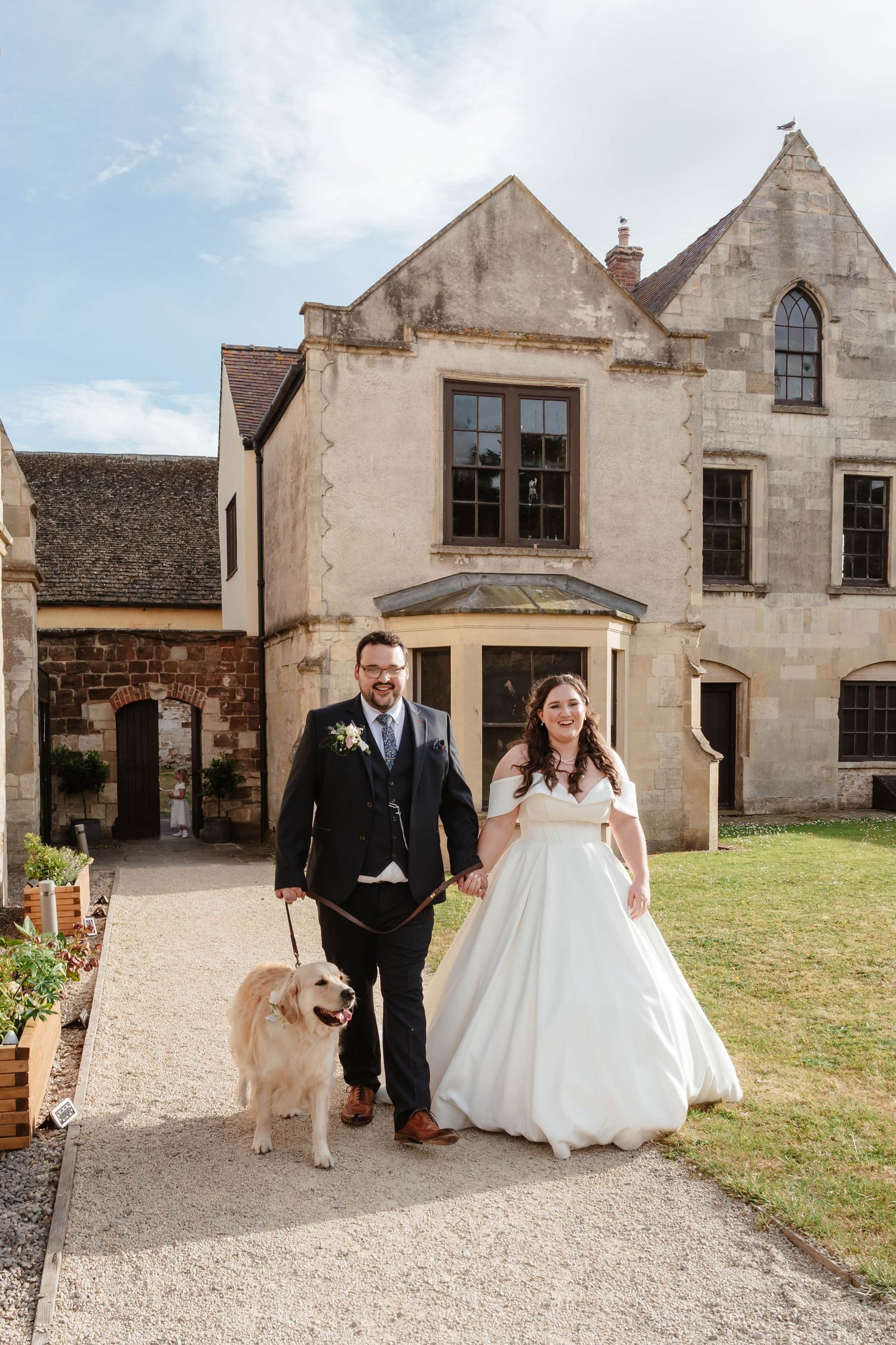 Countryside wedding venue in the Cotswolds hills

Romantic wedding venue in the Cotswolds countryside
