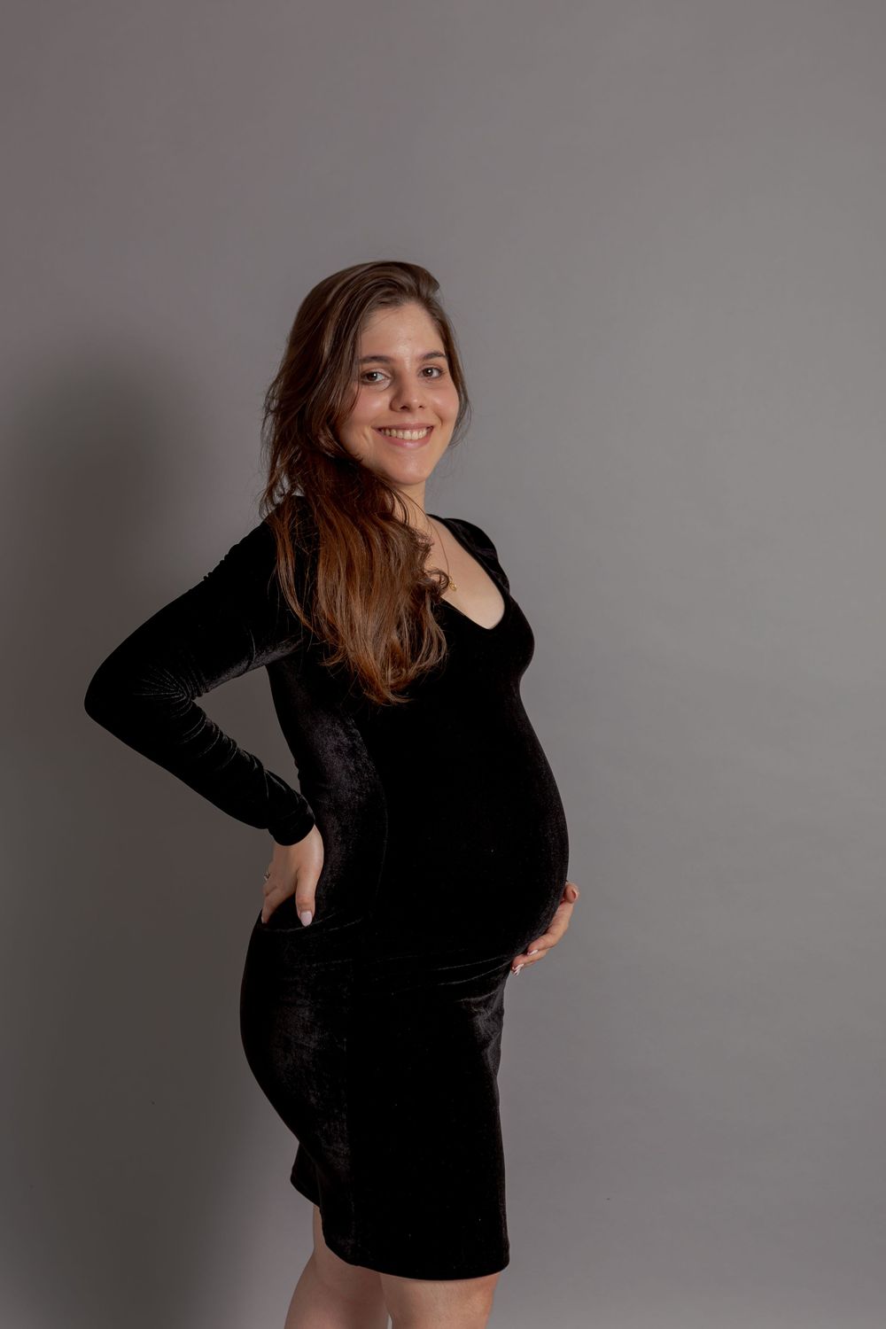 Sessão de Gravidez em Estúdio; Ensaio de Maternidade; Fotos de grávida; sessões fotográficas em estúdio profissional; Estúdio de Fotográfico